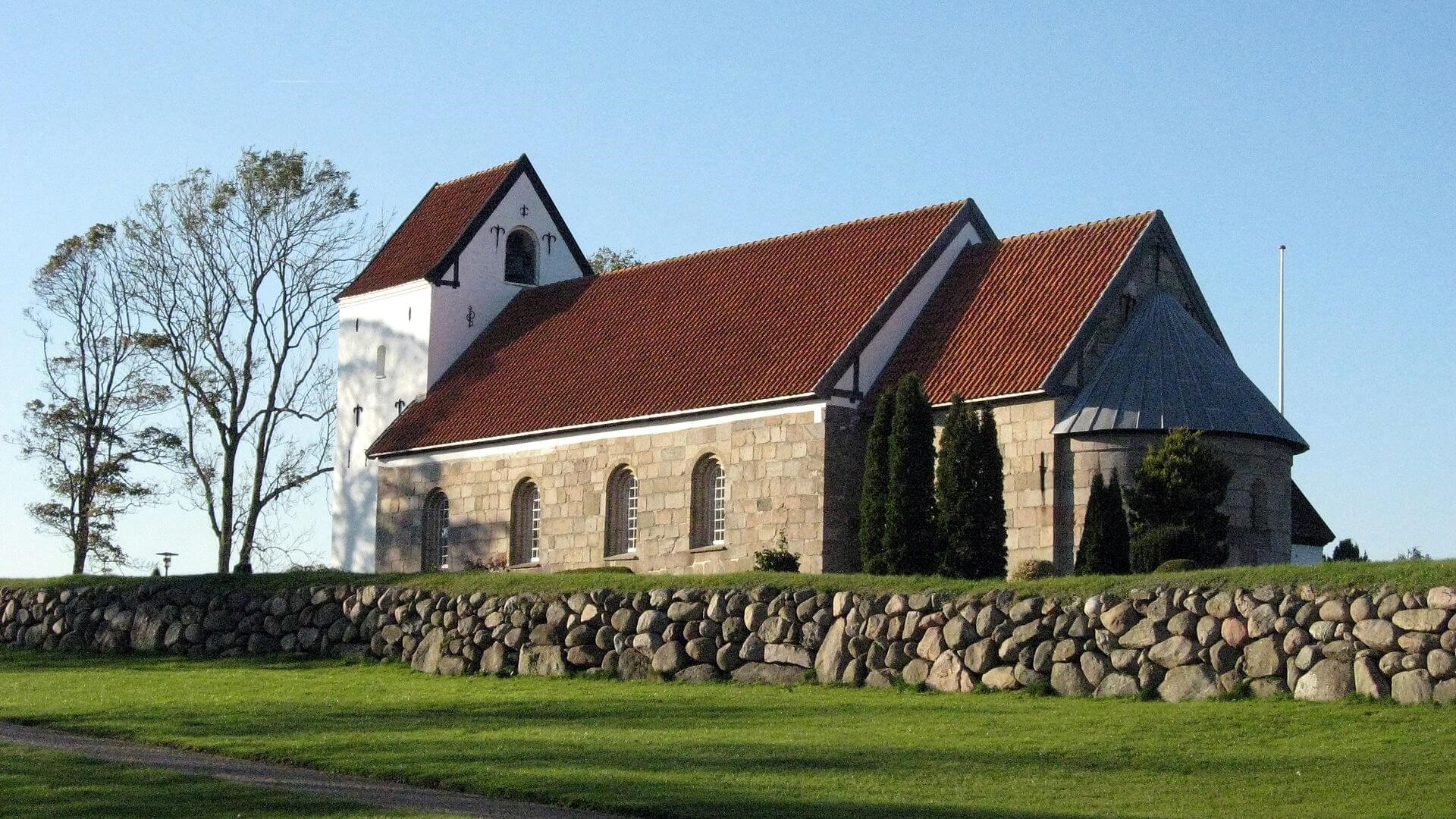 Nøvling Kirke